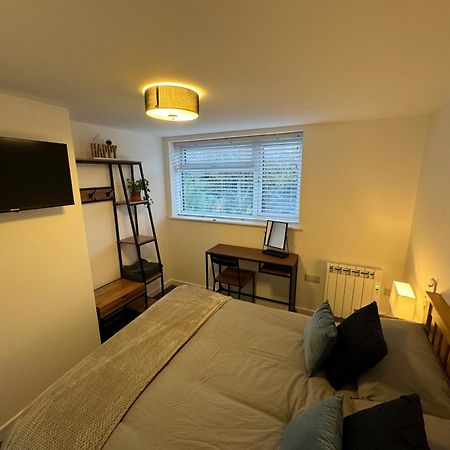Bitton Modern 1 Bed Apartment With Car Parking מראה חיצוני תמונה