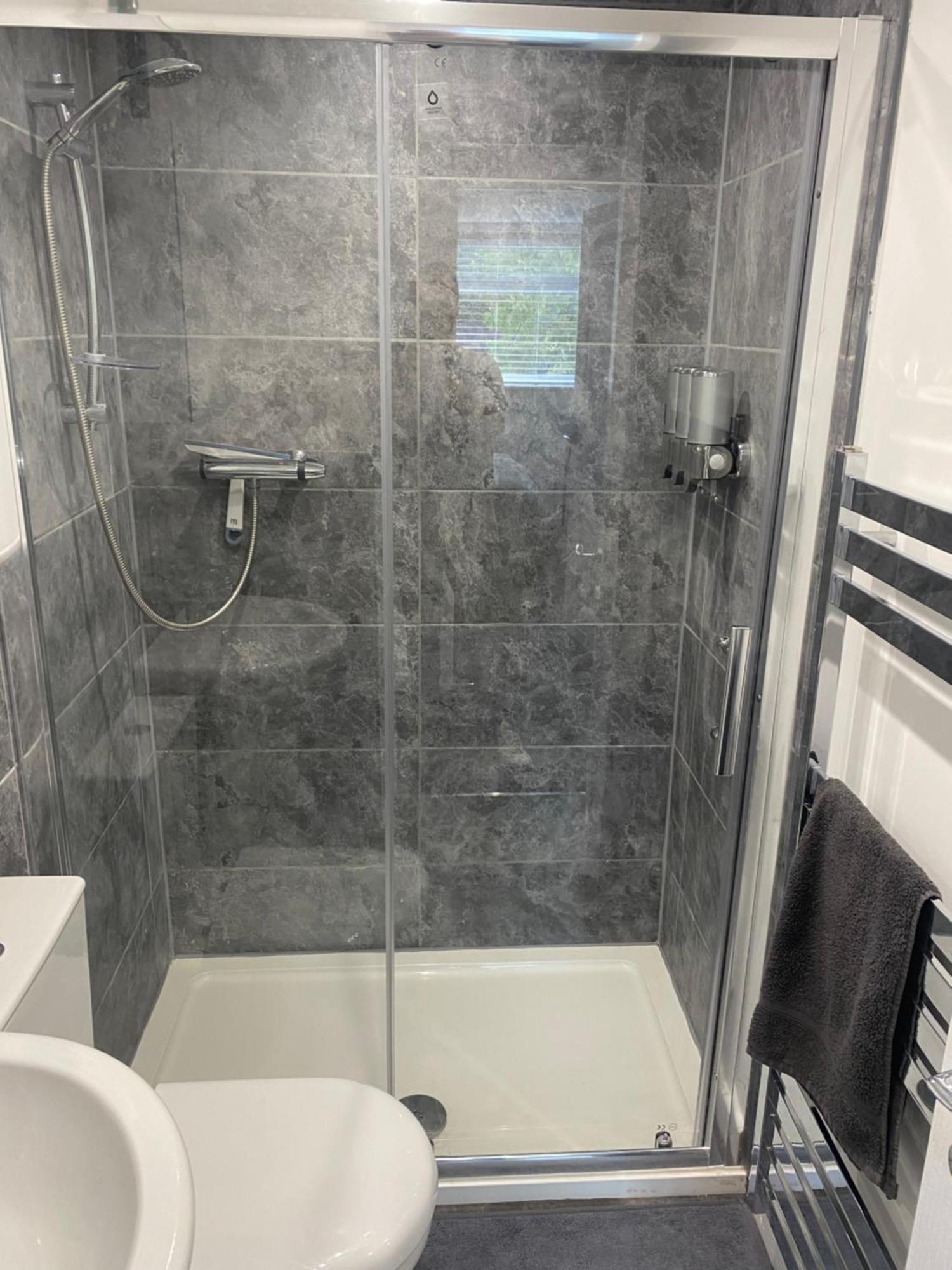 Bitton Modern 1 Bed Apartment With Car Parking מראה חיצוני תמונה