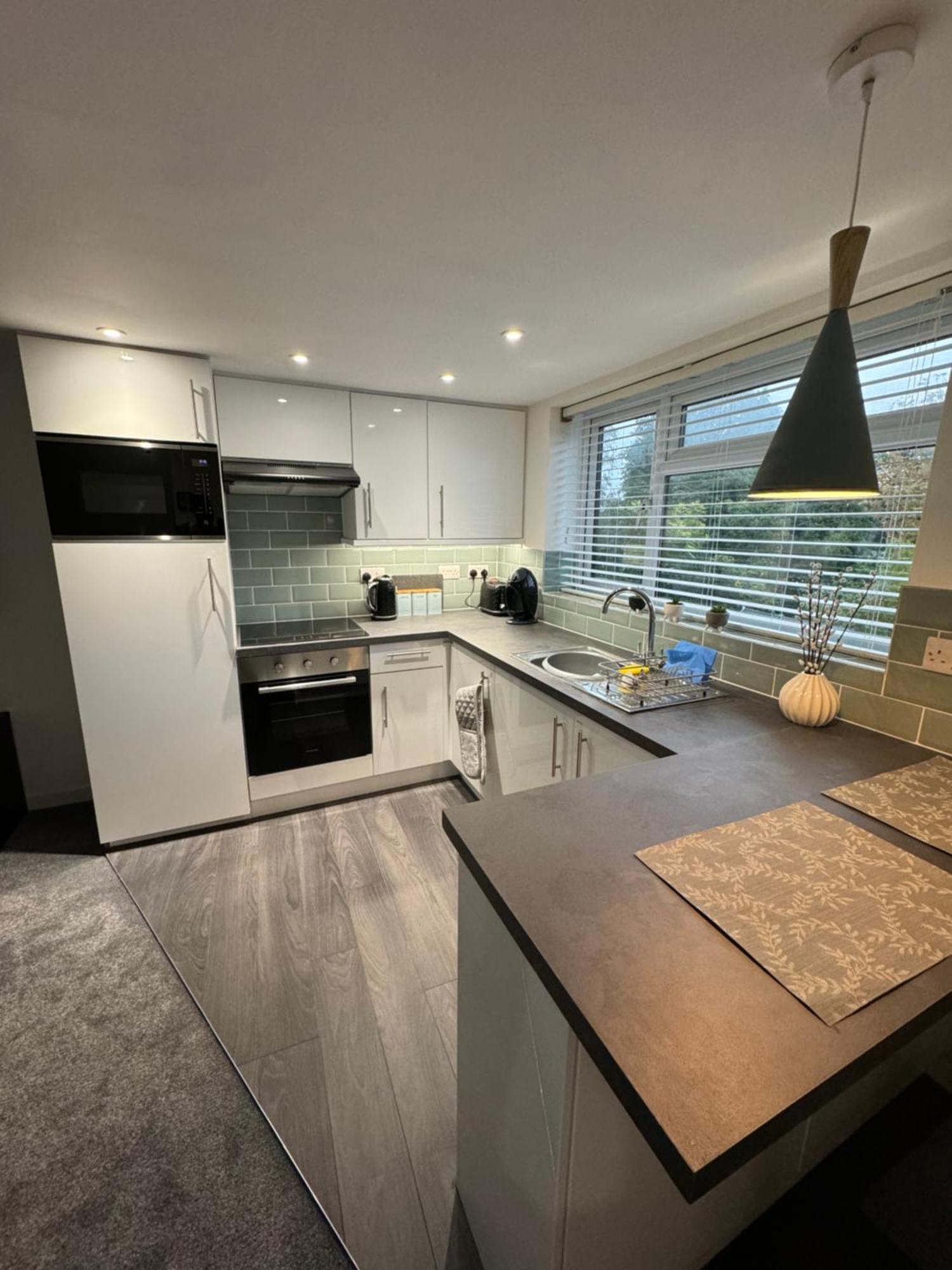 Bitton Modern 1 Bed Apartment With Car Parking מראה חיצוני תמונה